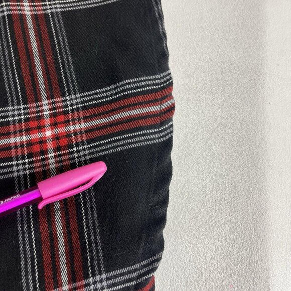 Hot Topic Womens Plaid Skirtall Size 2X Black Red Academia School Girl Mini - Picture 9 of 9